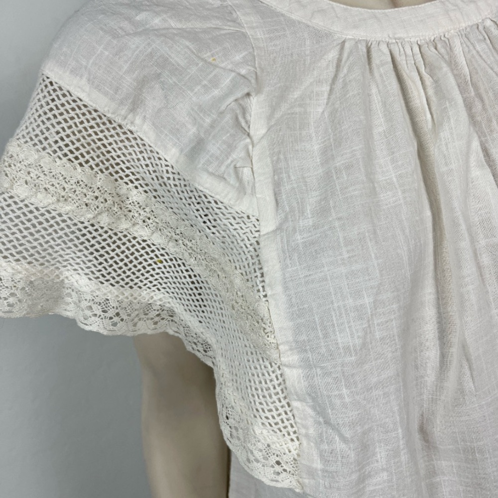 Old Navy Ivory Blouse‎ - Picture 5 of 6
